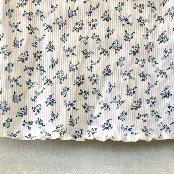 Girls Floral Top by Art Class, SZ(XL) base color is White. - Picture 7 of 7